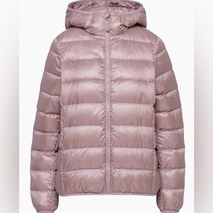 Tna THE LITTLE PUFF from Aritzia size XL